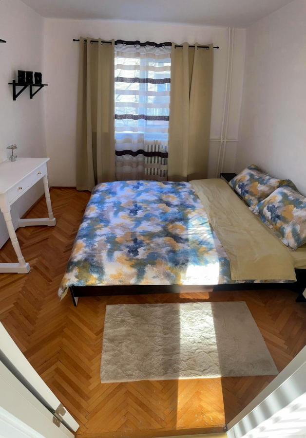 Carla'S Apartament Apartment ออราแด ภายนอก รูปภาพ