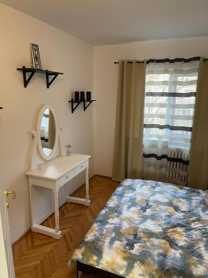 Carla'S Apartament Apartment ออราแด ภายนอก รูปภาพ
